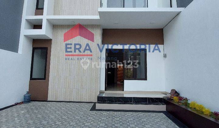 Rumah Baru minimalis 2 lantai di Pandanwangi Greenpark 2