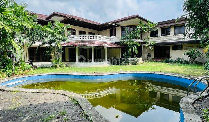 Rumah Halaman Luas.private Pool.di Bukit Golf Pondok Indah 1