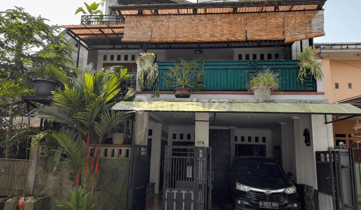 Rumah Siaphuni 2,5 lantai Dalam Komplek 300 Meter Tol Cigombong 2