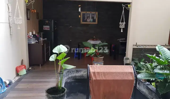 *Di Jual Rumah di Singgasana Pradana* 2