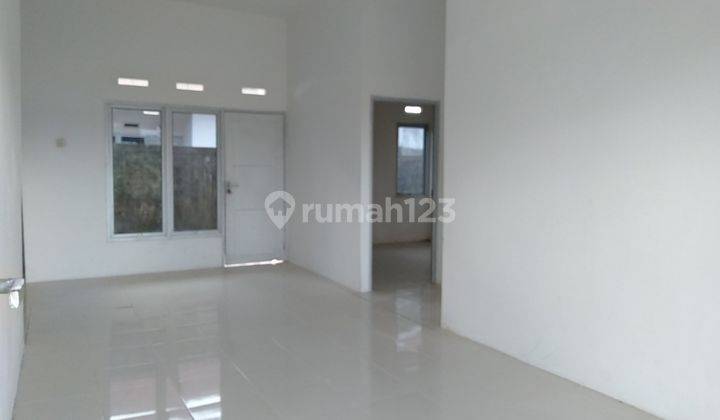 Dijual Rumah Tunggal Jl. Yam Sabran Komp. Graha Mitra Permai - Tanjung Hulu, Pontianak 2