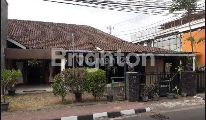 RUMAH LUAS HANYA 6 MENIT DARI TUGU YOGYAKARTA 1