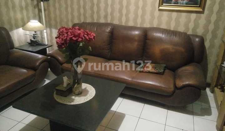 Dijual Cepat Rumah Besar di Terusan suryani 2