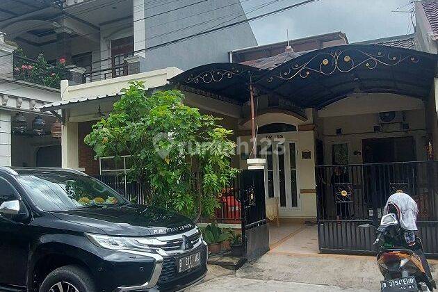 Dijual Rumah Cantik di Harapan Indah Regency Bekasi 1