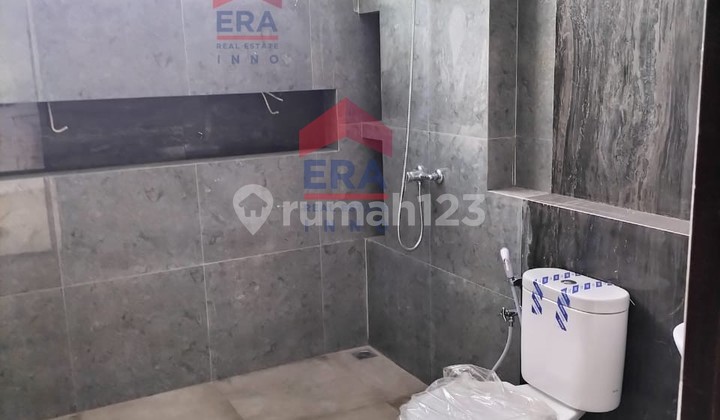 Rumah Lux 2 Lantai Singgasana Pradana 2