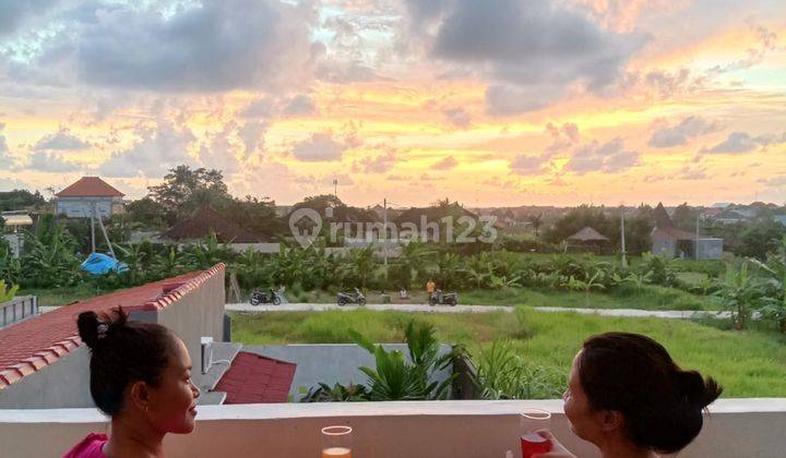 Villa 3 Br di Berawa Canggu Dengan View Sunset 1