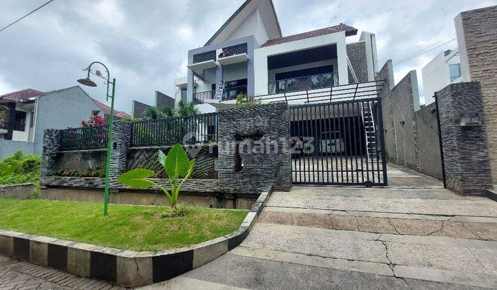 Rumah Dijual, 2 Lantai di Perum Dieng Dekat Gereja Dieng 1