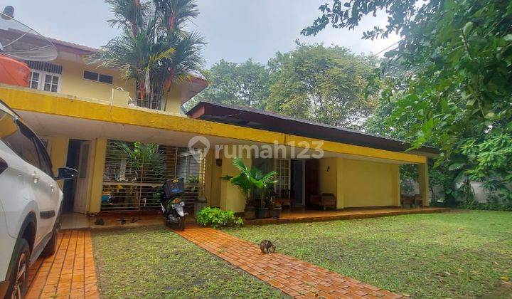 Di Jual Rumah Asri di Patra Kuningan Jakarta Selatan 1