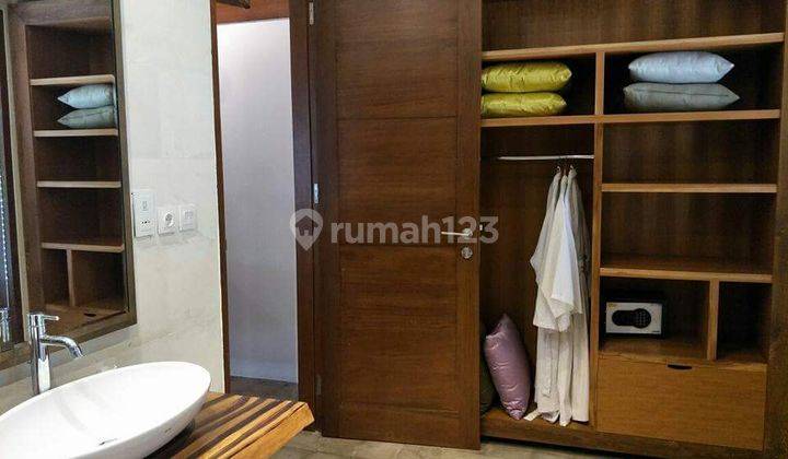    DIJUAL VILLA VIEW LAUT CEMAGI 2