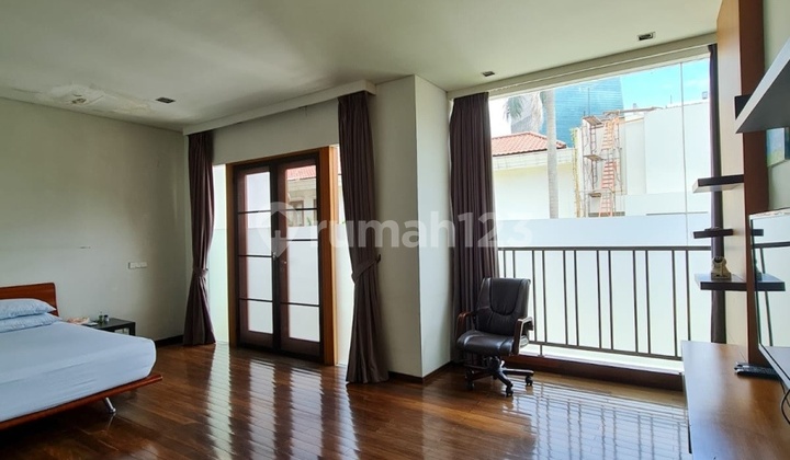 DIJUAL RUMAH HARGA NJOP di Jl KINTAMANI MEGA KUNINGAN dkt RASUNA SAID 1