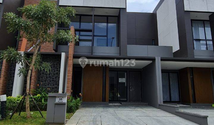 Rumah 2 lantai Suvarna Sutera Cluster Flavio 1