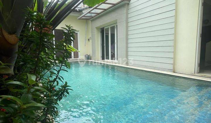 Rumah Bagus priviate pool Lingkungan Nyaman Sutera Lavender Alam Sutera  2