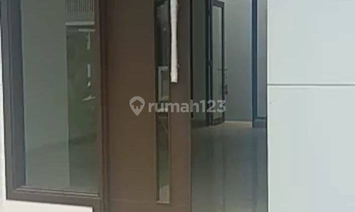 Rumah Nyaman Cluster Cyntia Summarecon Bandung 2