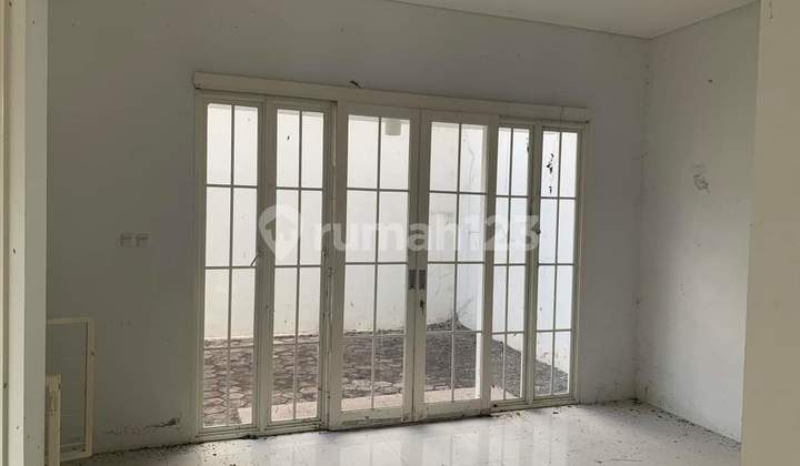 House in an elite area, GO modern minimalist design. 2