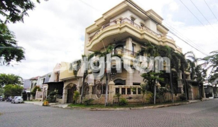 RUMAH HOOK MEWAH KLASIK 3 LANTAI ARAYA 2 GALAXY BUMI PERMAI FULL MARMER 2