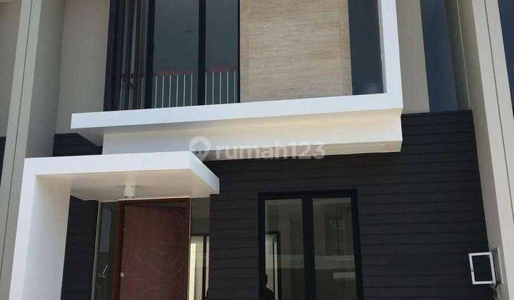 Dijual Rumah Surabaya Barat Citraland NorthWest Lake blok NG7 Siap Hun 1