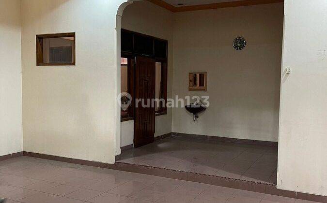 Rumah Luas 2.5 Lantai di Pengasinan Bekasi Timur 2