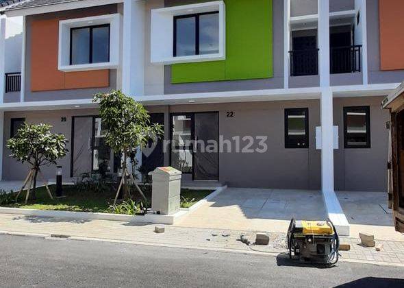 Rumah 2 Lantai Minimalis Type Dayana di Summarecon Bandung 2