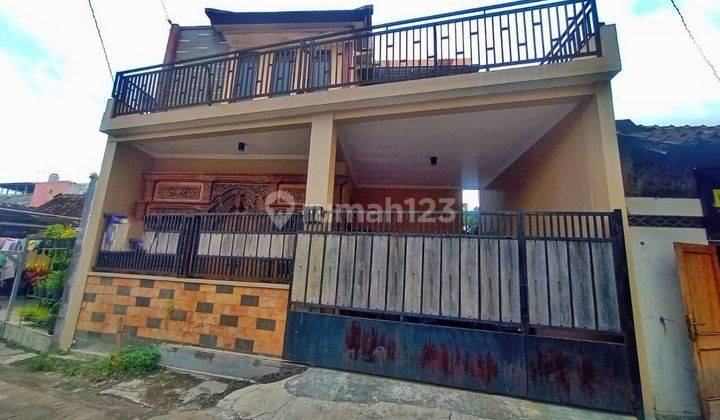 Rumah mewah di Baron Laweyan solo kota full furnish murah 1