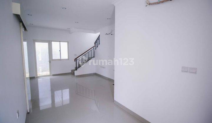 Rumah Modern Minimalis Kawasan Gading Serpong (SIAP HUNI) 2