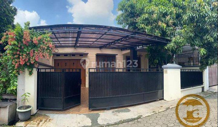 Dijual Rumah Cantik Siap Huni Pondok Gede 1