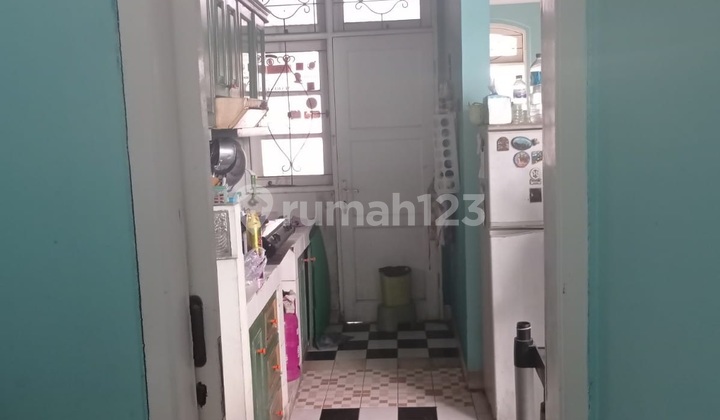 Rumah Tingkat Siap Nego Kota Wisata LT 119 LB 77 