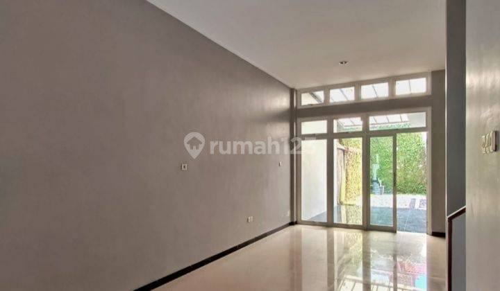 Rumah Cantik Minimalis Siap Huni Tengah KotA 2