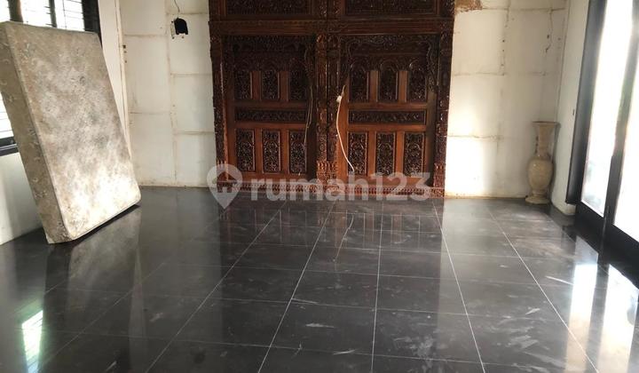 HOUSE WITH A PEACEFUL ENVIRONMENT AND CAN BE A TOWNHOUSE 2