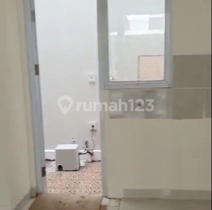 The Martinez Cluster House is located in the premium Symphonia area. 2