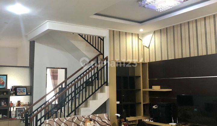 Dijual rumah bagus dalam Cluster di Intercon 1