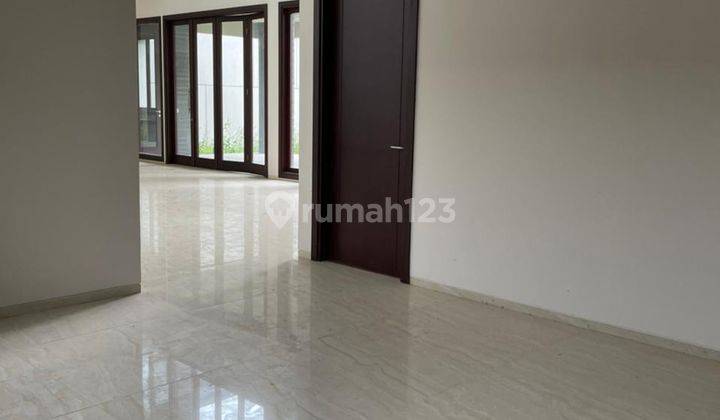 Dijual Rumah Mewah Baru Di Setraduta Grande  2