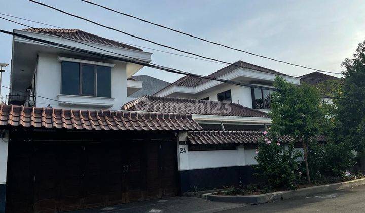 Dijual rumah cantik dan besar di Kayu putih, Jakarta Timur  1