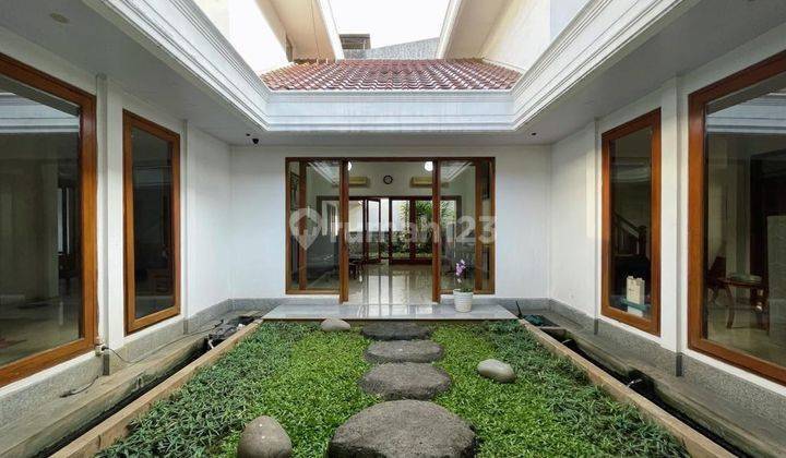 Dijual rumah cantik dan besar di Kayu putih, Jakarta Timur  2