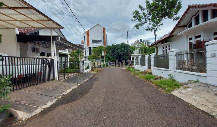 Dijual Rumah Dekat  Njop Ada Taman Sangat Luas Di Bintaro Jakarta Selatan 2