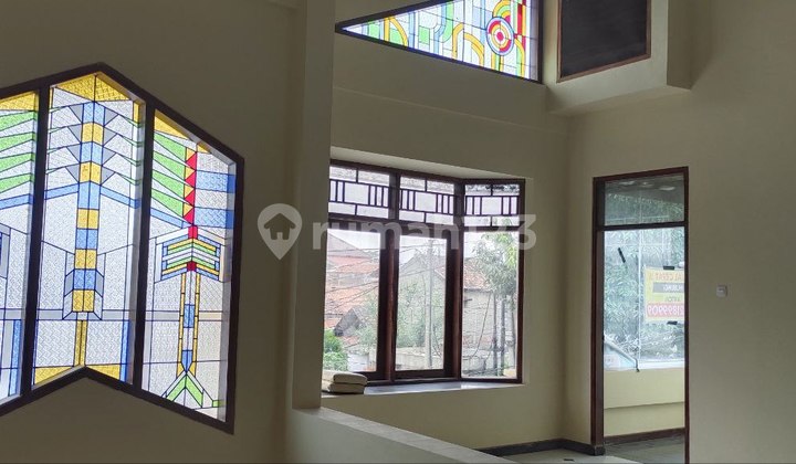 Rumah Bagus Lokasi Strategis di TAMAN KOPO INDAH [NT]