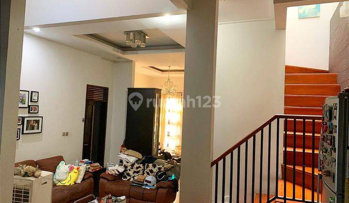 Turun Harga Rumah 2 lantai Siap Huni d Bintaro Sektor 9 2