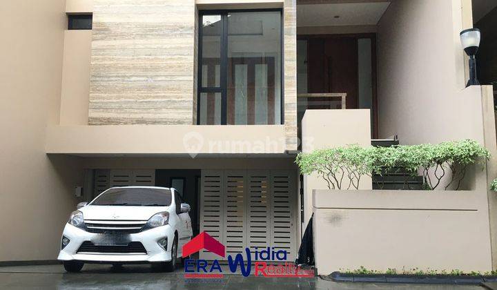 Rumah 2 Lantai Private Pool Dan Modern di Pejaten Jakarta Selatan 1