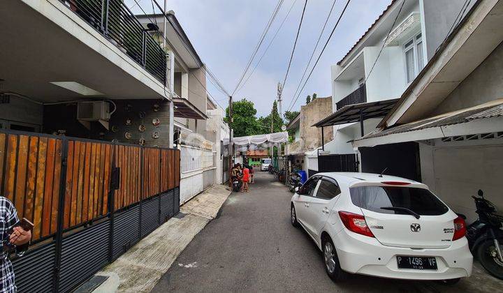 Rumah Tua Hitung Tanah di Kayu Putih 2