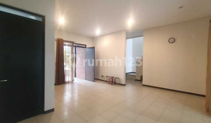 Disewakan Rumah Di KotaBaru Parahyangan (ryn.g) Disewakan Rumah Di KotaBaru Parahyangan (ryn.g)