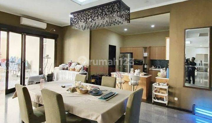 DIJUAL rumah mewah ada kolam renang di jakarta selatan 1