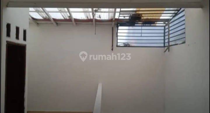 DIJUAL RUMAH SIAP HUNI &amp; STRATEGI DI RAWAMANGUN, JAKARTA TIMUR 2