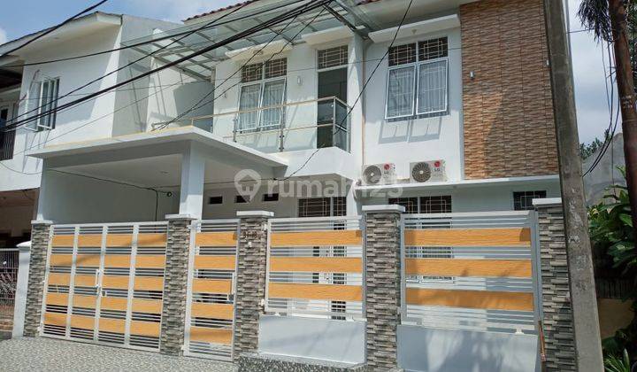 Dijual cepat rumah bagus BSD City harga nego 1