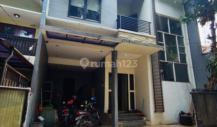 Rumah minimalis depan taman, tebet barat 2