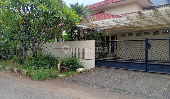 Termurah Rumah Hook di Intercorn Taman Kebon Jeruk 1