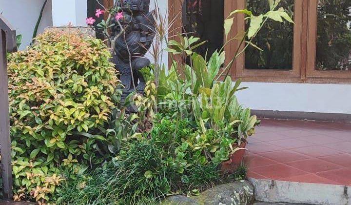 Rumah Dijual Cepat di Jalan Surya Sumantri Tengah Kota Bandung 2