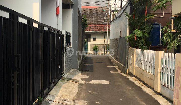 Dijual Rumah 2,5 lantai Siap Huni 2