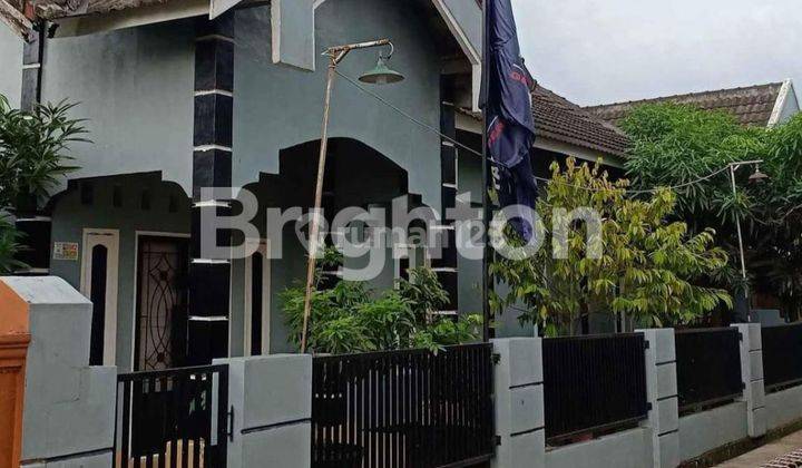 rumah plus bedeng 6 pintu 1