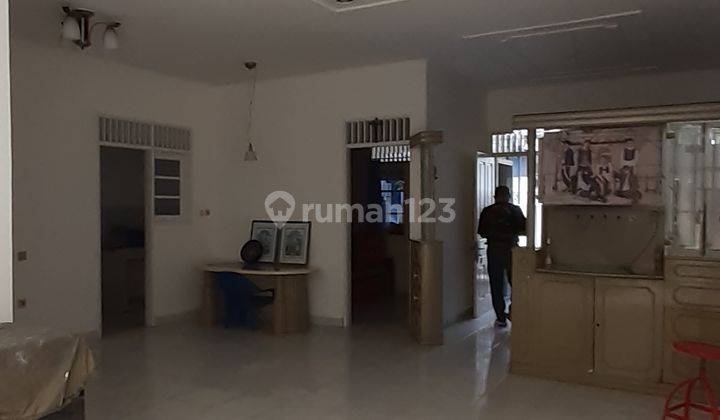 Rumah Hoky lebar 8 di taman semanan indah harga masih negoo 1