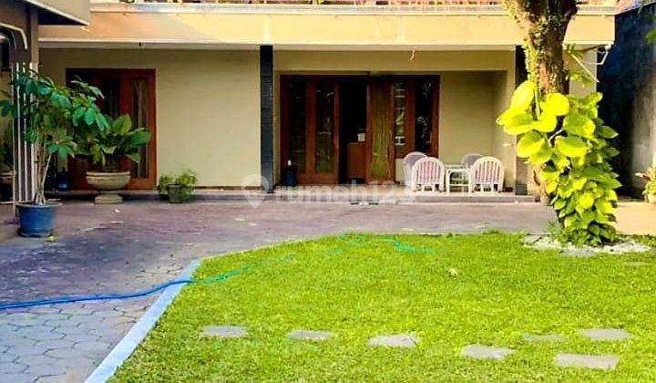 Rumah home stay mewah di pasar Kliwon Solo plus furnish 1