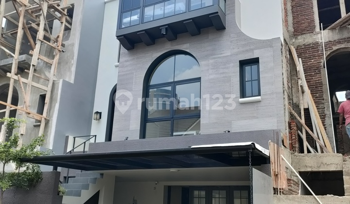 Rumah Mewah Cluster Precium Simatupang Strategis Dekat Tol Simatupang 2